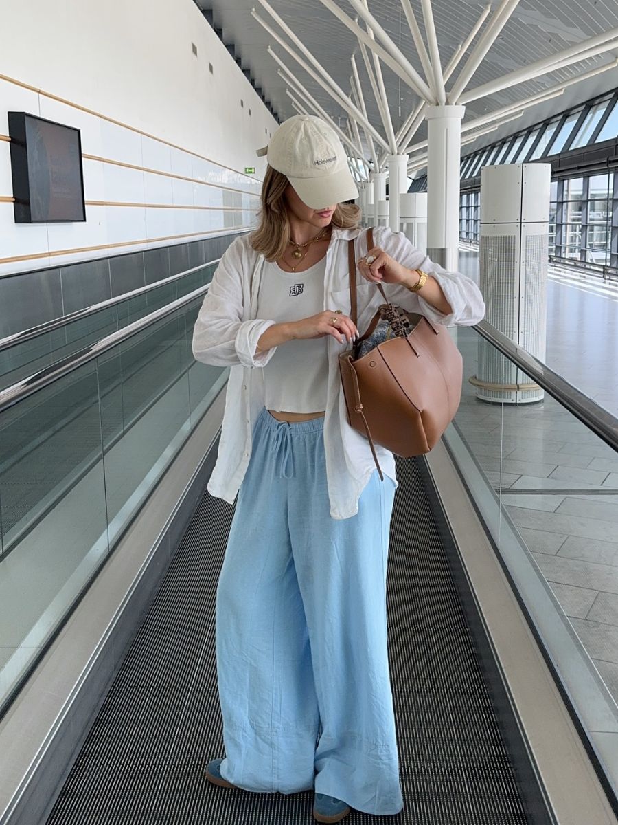 Cozy Airport Outfits For Fall and Winter