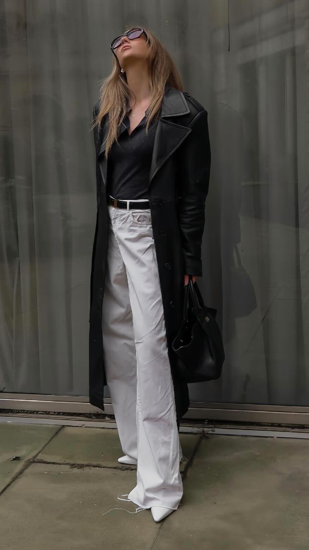 White Jeans Outfits To Elevate Your Look On Frosty Days (1)