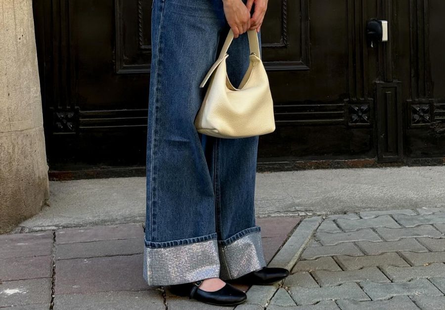 Baggy Jeans Outfits That Don’t Look Like You Raided Your Dad’s Closet