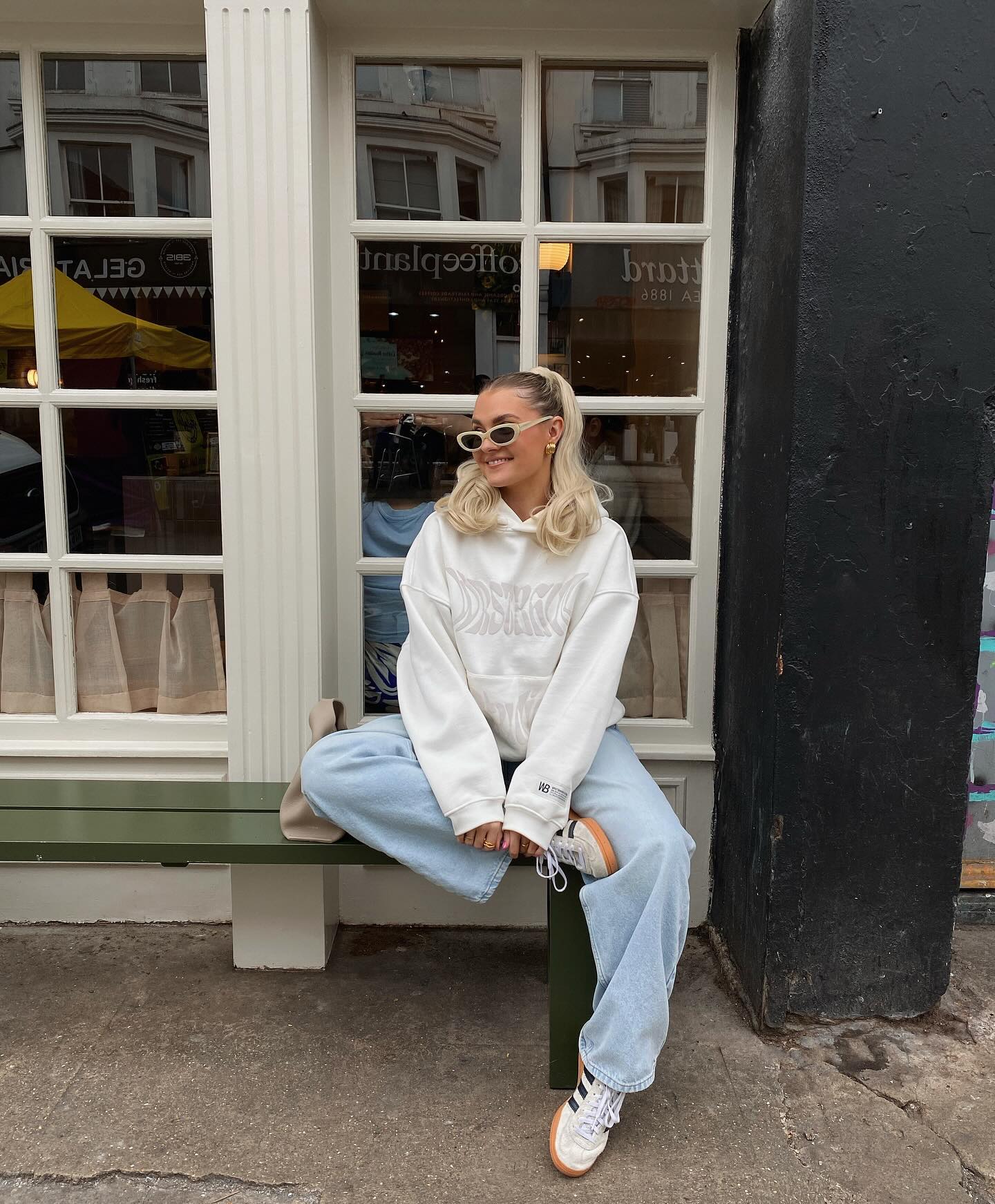 zoehudsonx