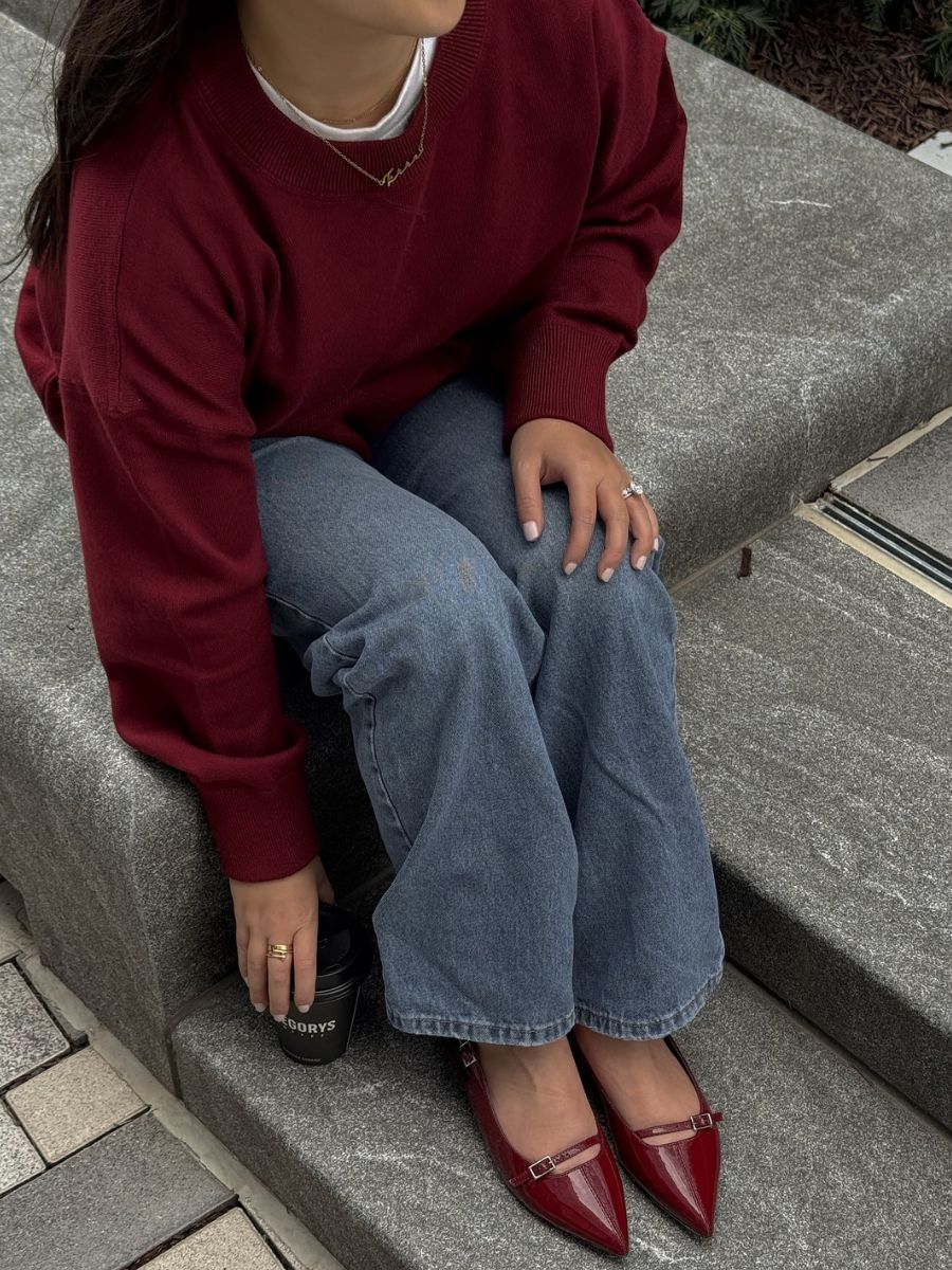 Burgundy Sweater Outfits That Are Taking Over Dress (1)