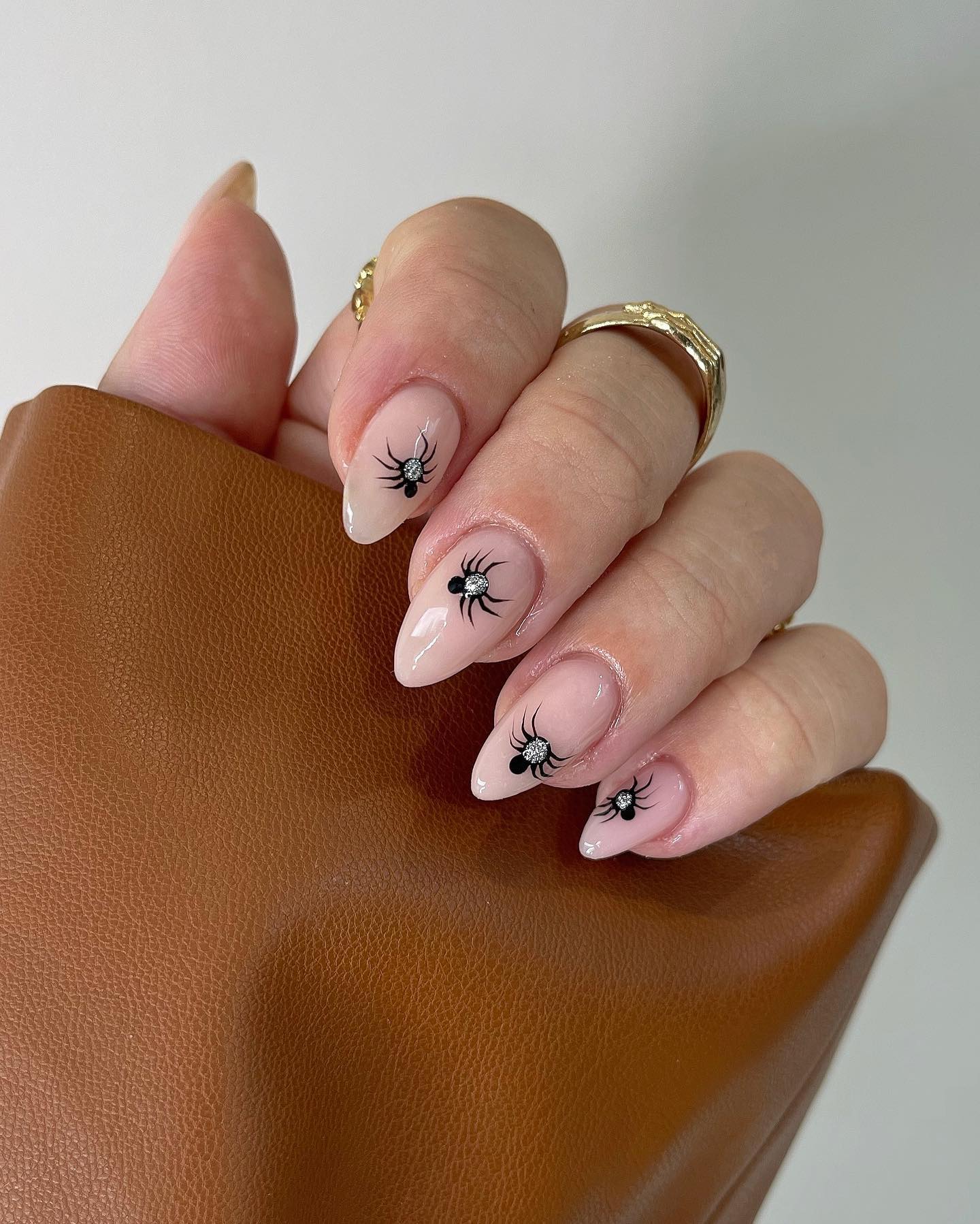 lyssalouise.nailartist