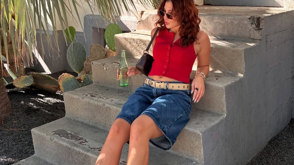 Bermuda Shorts Outfits Worth Recreating